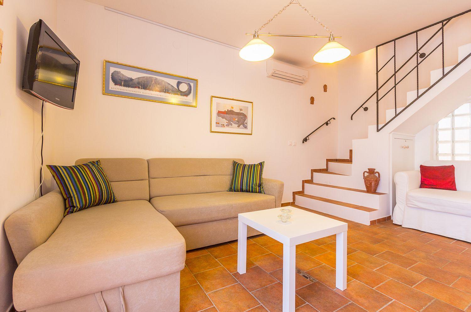 Komfortable Ferienwohnung Mit Balkon Und Meerblick Лижнян Экстерьер фото